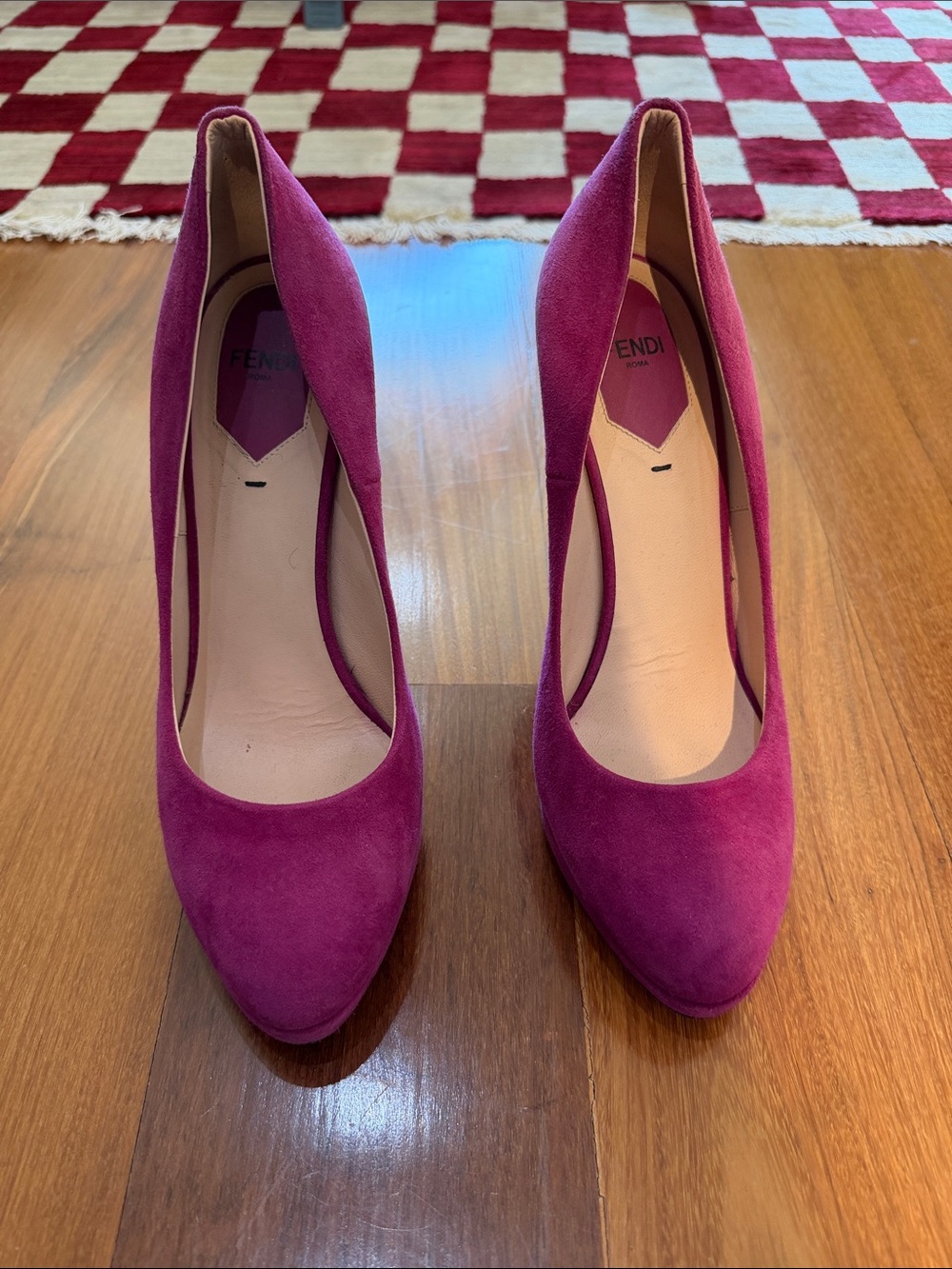 Fendi Suede Pointed-Toe Pumps in Berry Pink - Picture 1 of 4